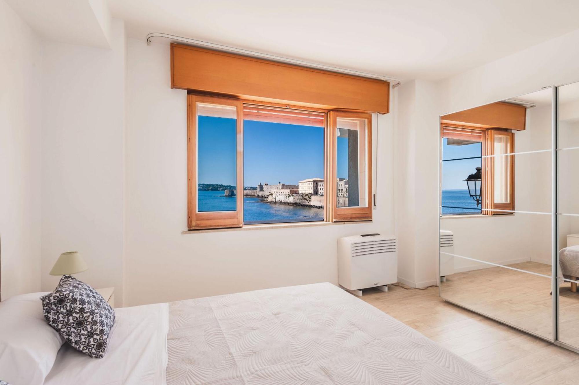 Una Finestra Su Cala Rossa By Wonderful Italy Syrakus Exterior foto